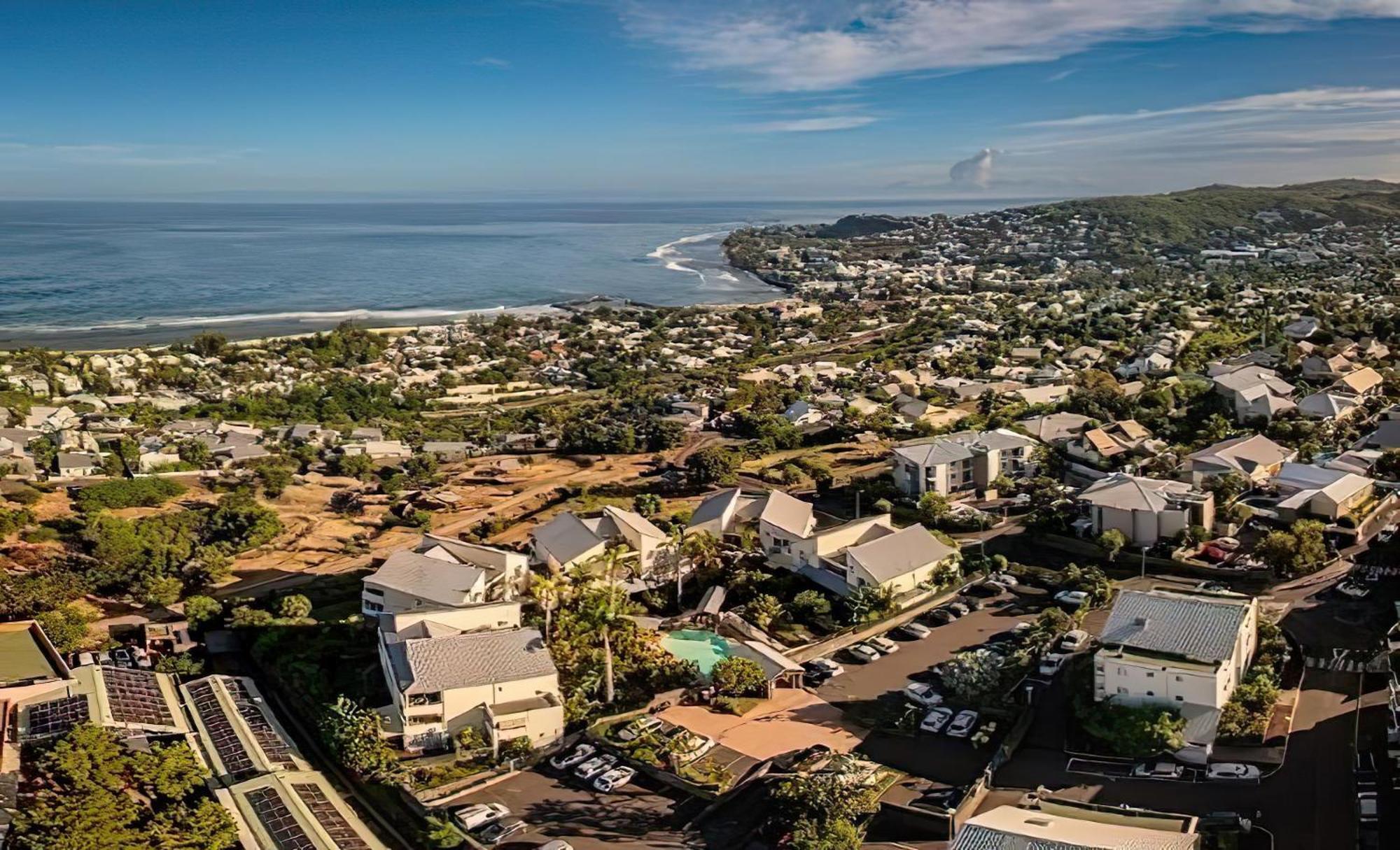 T2 avec jardin, piscine, vue mer à Saint-Gilles-les-Bains Exterior foto